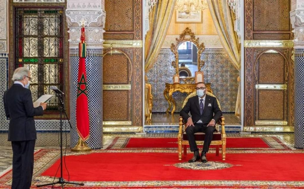 جلالة الملك: إن أخطر ما يواجه تنمية البلاد “العراقيل المقصودة” التي يهدف أصحابها لتحقيق أرباح شخصية