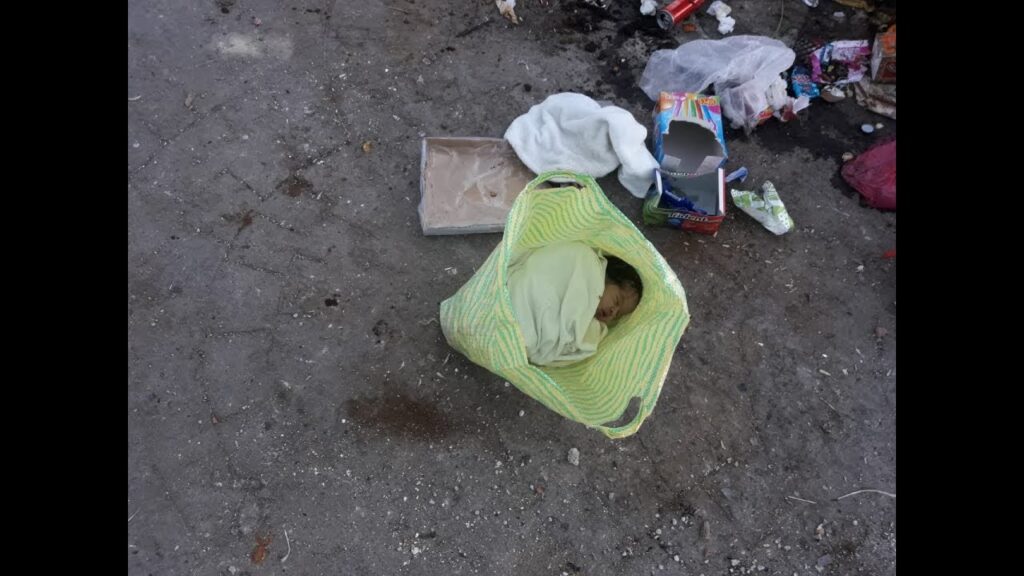 أم ترمي رضيعها في حاوية أزبال للتخلص منه في مدينة زايو بالناظور