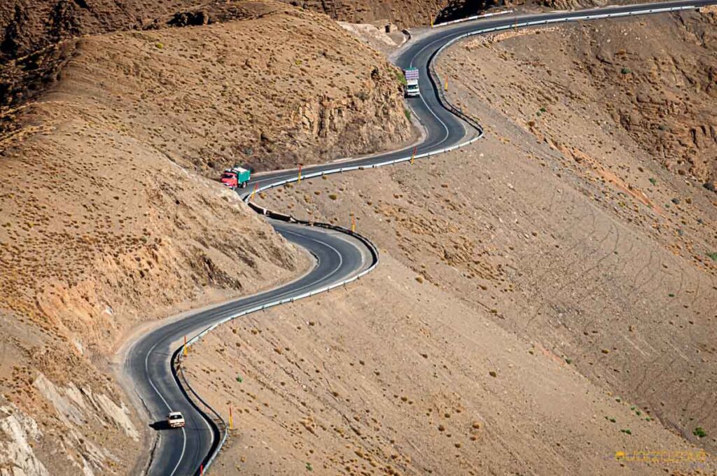 وزارة التجهيز تكذب خبر “انهيار بالطريق الوطنية رقم 9 الرابطة بين مراكش وورزازات”