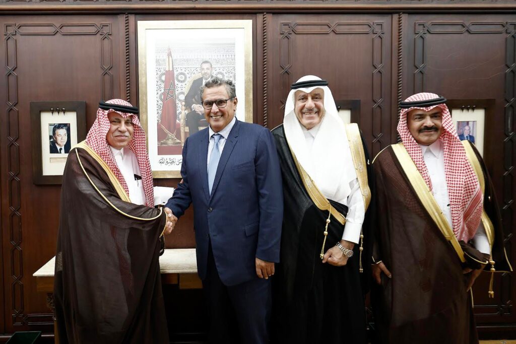 أخنوش يتباحث سبل تعزيز التعاون الاقتصادي مع وزير التجارة السعودي