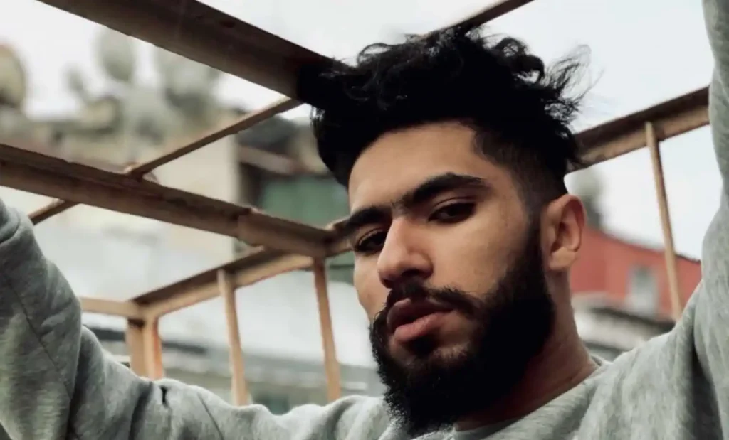 تنازل ثلاث من أصل خمسة مشتكين عن شكاياتهم ضد طوطو