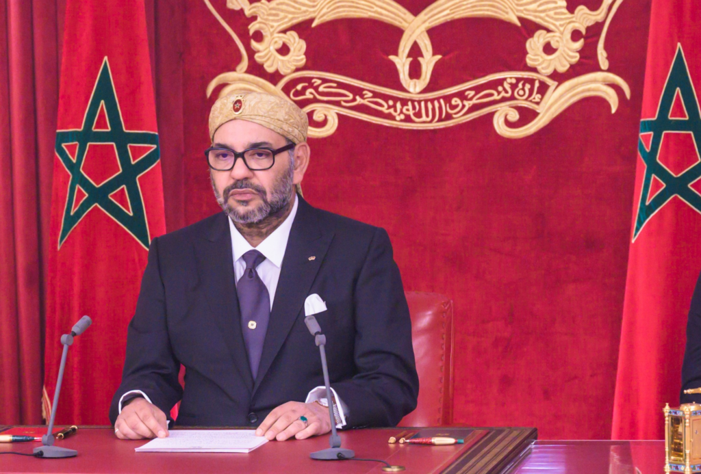 جلالة الملك يوجه خطابا ساميا بمناسبة الذكرى السابعة والأربعين للمسيرة الخضراء