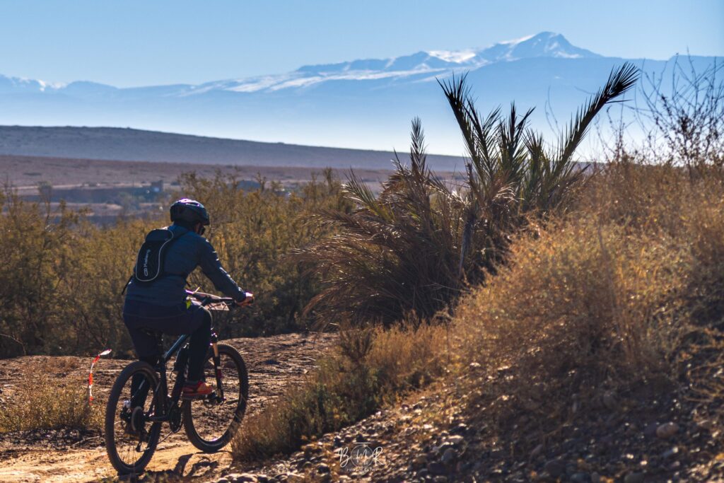 “تريل ماروك” تنظم سباقا للدراجات والجري في “تريل بالميراي-جبليت مراكش”