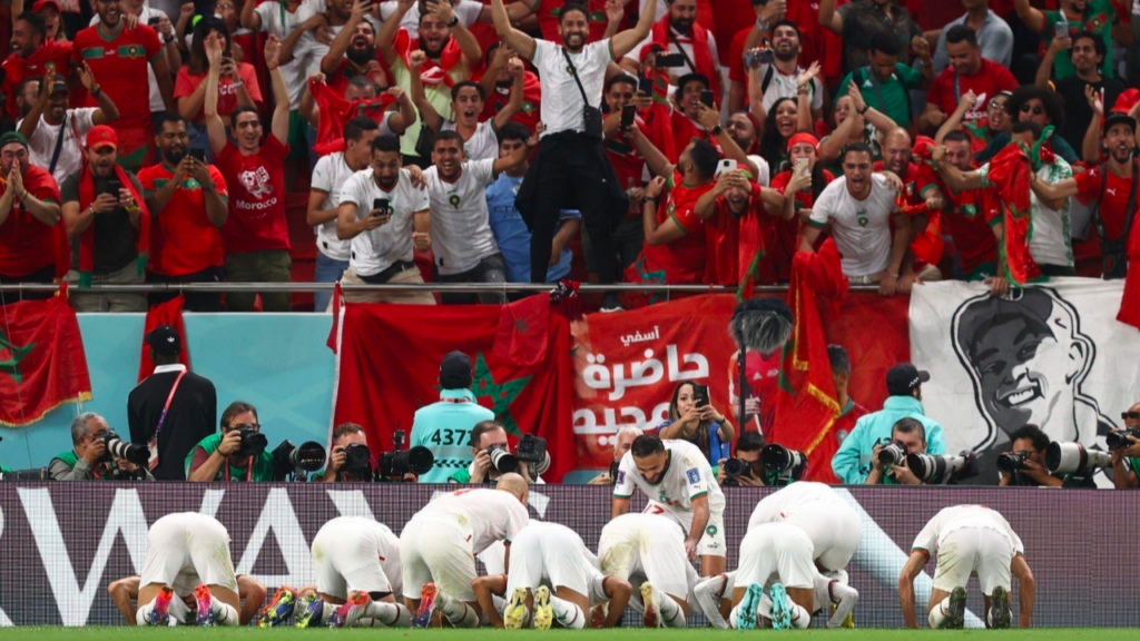 مونديال 2022.. نجوم الفن والرياضة العرب يهنئون الأسود بالفوز على بلجيكا