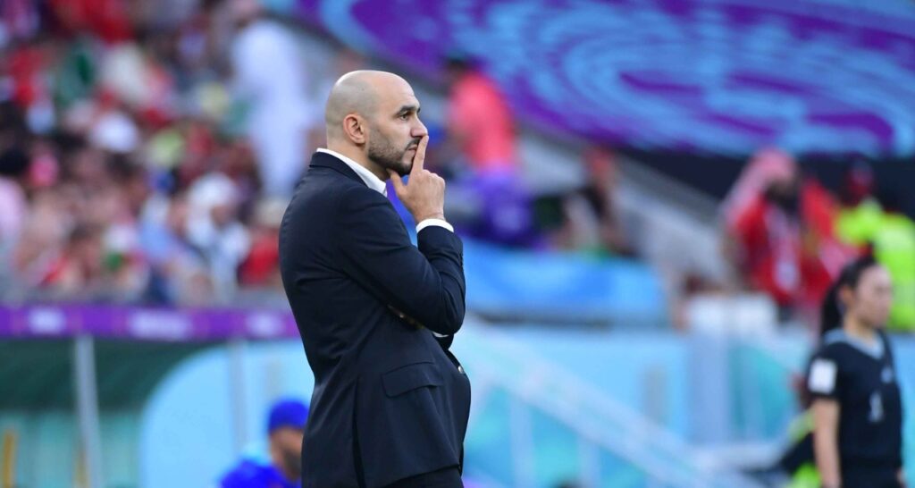 الركراكي يفرض السرية التامة على تداريب “الأسود”