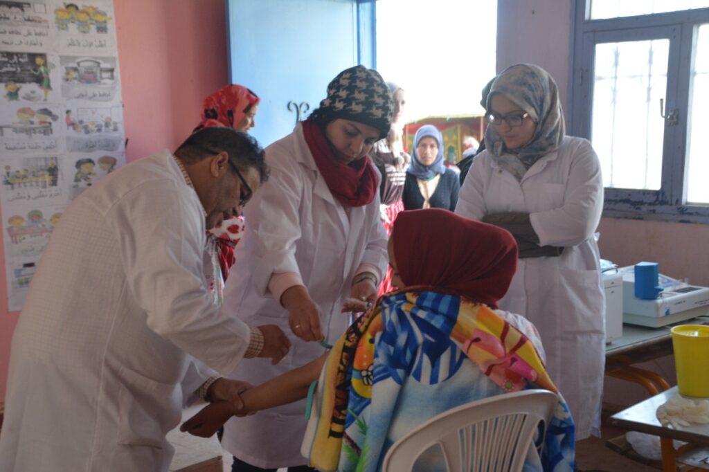اقليم تزنيت.. استفادة أزيد من 500 شخص من خدمات حملة طبية مجانية متعددة التخصصات