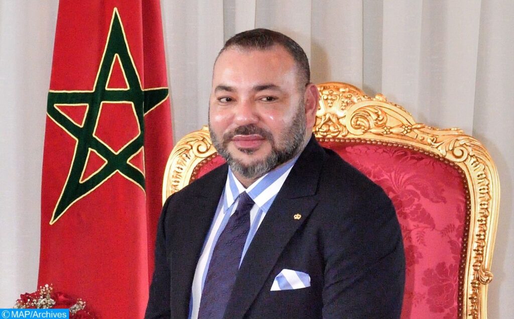 جلالة الملك يجري اتصالا هاتفيا مع مدرب وعميد المنتخب الوطني