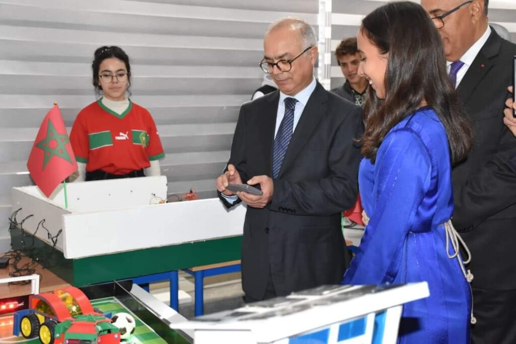 تدشين مركز للكفاءات العرضانية والتفتح الفني والأدبي بوجدة