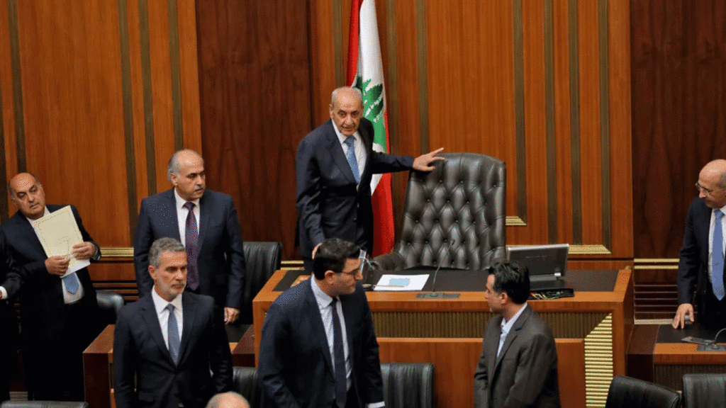 البرلمان اللبناني يفشل للمرة التاسعة في انتخاب رئيس جديد للجمهورية