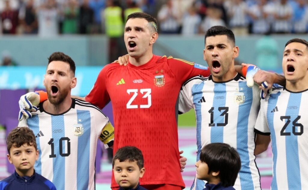 هذه تشكيلة الارجنتين لمباراة النهائي