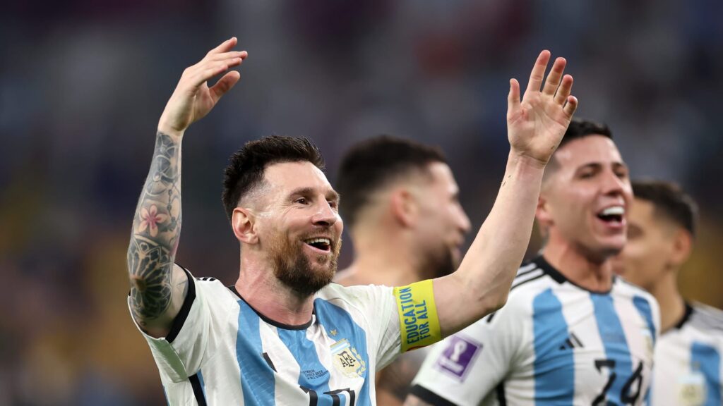 الارجنتين تحجز بطاقة التأهل لدور الربع على حساب أوستراليا