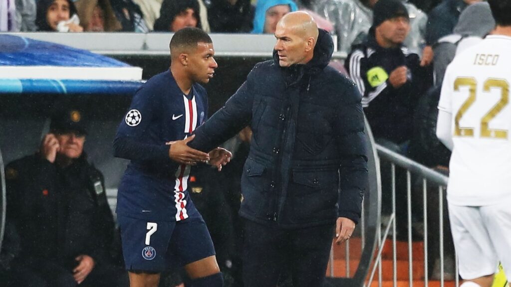 مبابي يدافع عن زيدان ضد تصريحات الاتحاد الفرنسي لكرة القدم