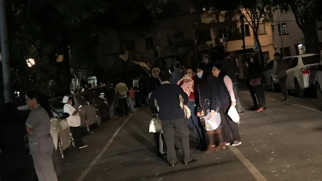 ثلاث هزات أرضية بين 3.8 و4.4 درجات تضرب جنوب غرب المكسيك