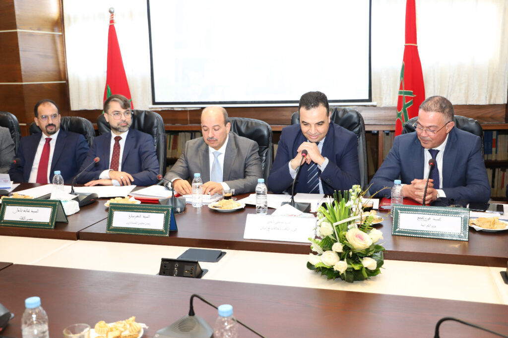 لقاء دراسي يسلط الضوء على ورش إصلاح المنظومة الصحية كأحد ركائز تكريس الدولة الاجتماعية