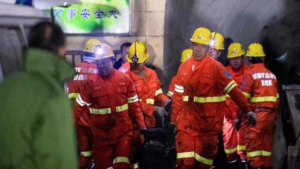 الصين.. انهيار أرضي يؤدى لتوقيف جهود إنقاذ مفقودين في منجم للفحم