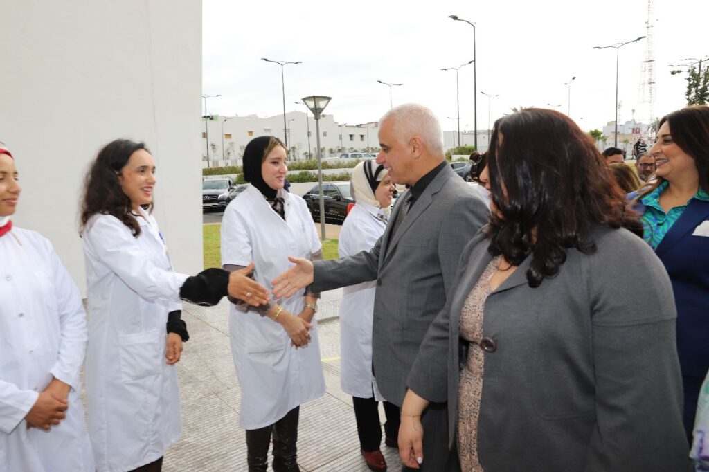 الرباط.. آيت الطالب يعطي انطلاقة خدمات ملحق المركز الوطني لتحاقن ومبحث الدم