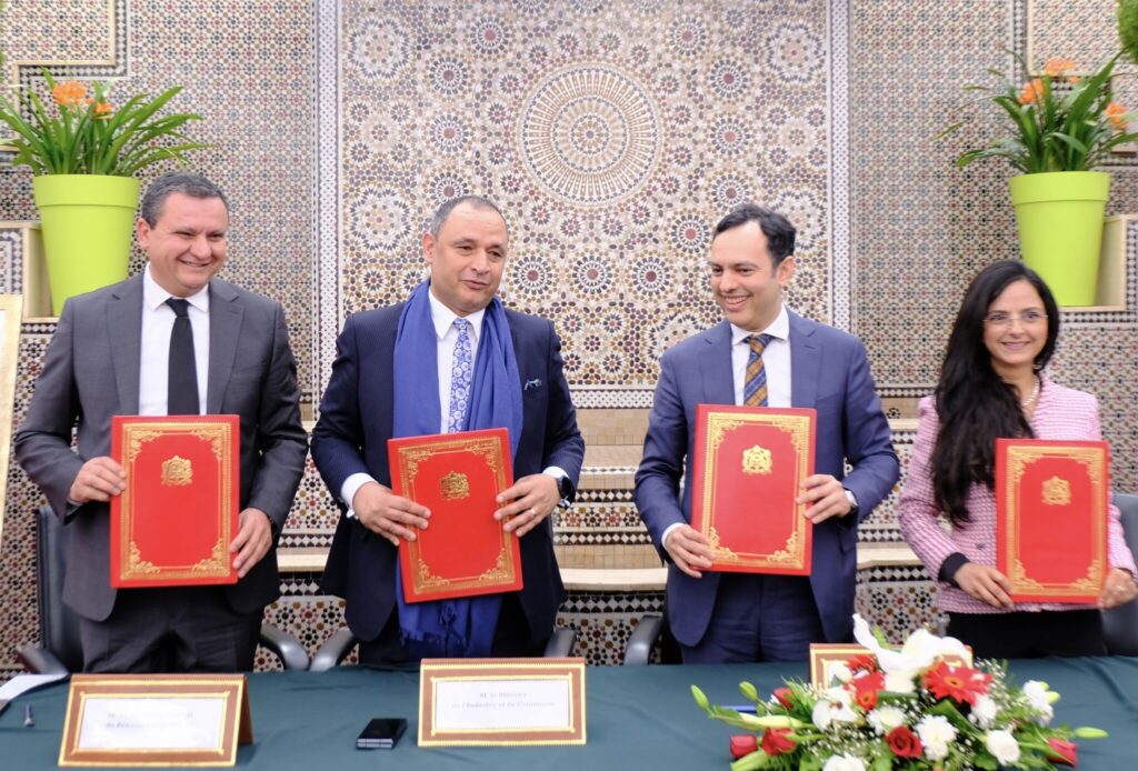 الرباط .. توقيع اتفاقيتين لتعزيز التكوين في مجال صناعة السيارات