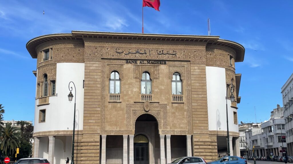 تقرير بنك المغرب: القروض البنكية سجلت ارتفاعا بنسبة 5.1 في المائة