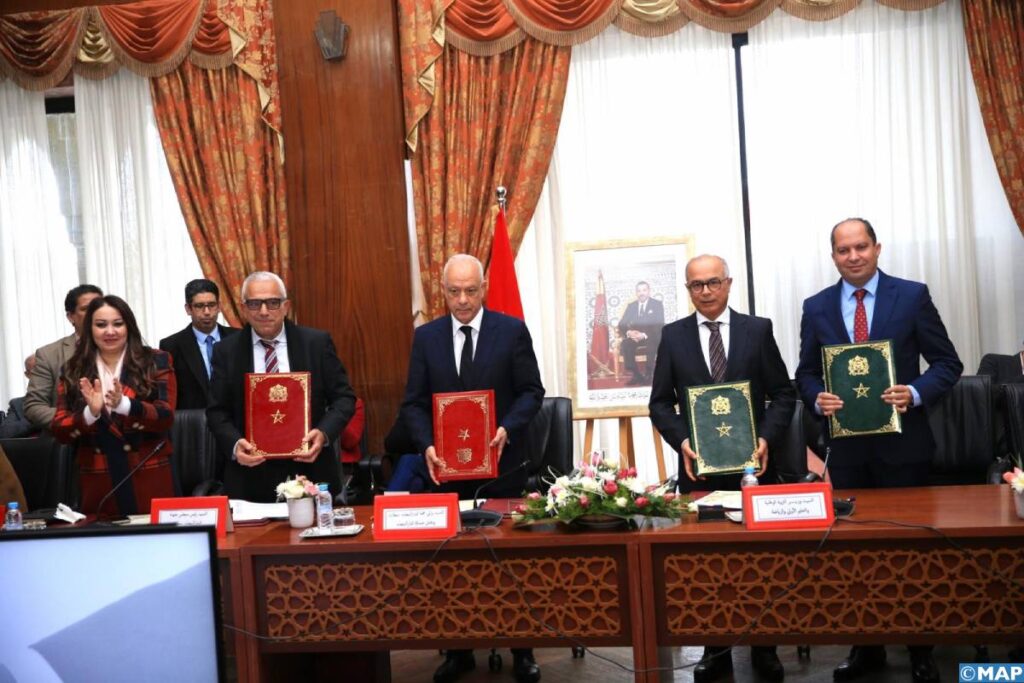 تعليم: اتفاقية شراكة من أجل تطوير منظومة للتربية والتكوين على مستوى جهة الدار البيضاء سطات