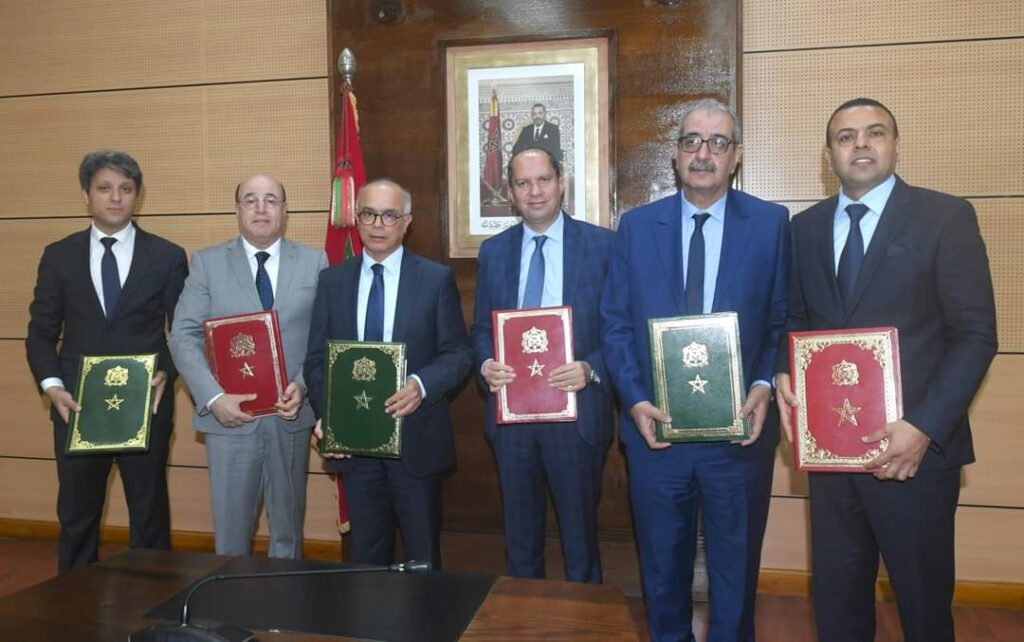 التوقيع على عقود نجاعة الأداء مع الأكاديميات الجهوية للتربية والتكوين بشأن تنزيل خارطة الطريق 2022-2026