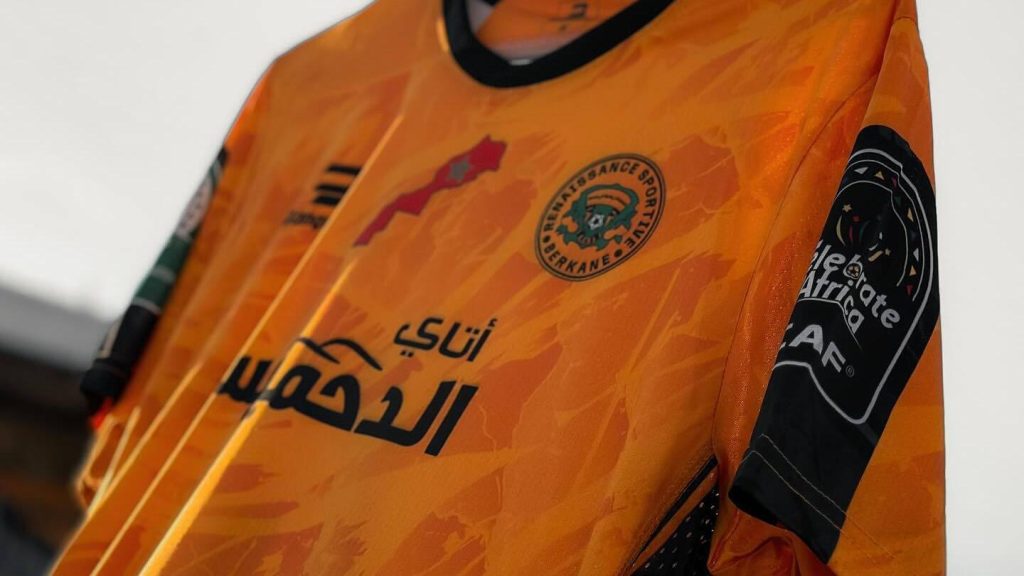 الكونفدرالية الإفريقية لكرة القدم تؤكد تأهل نهضة بركان إلى نهائي كأس “الكاف”