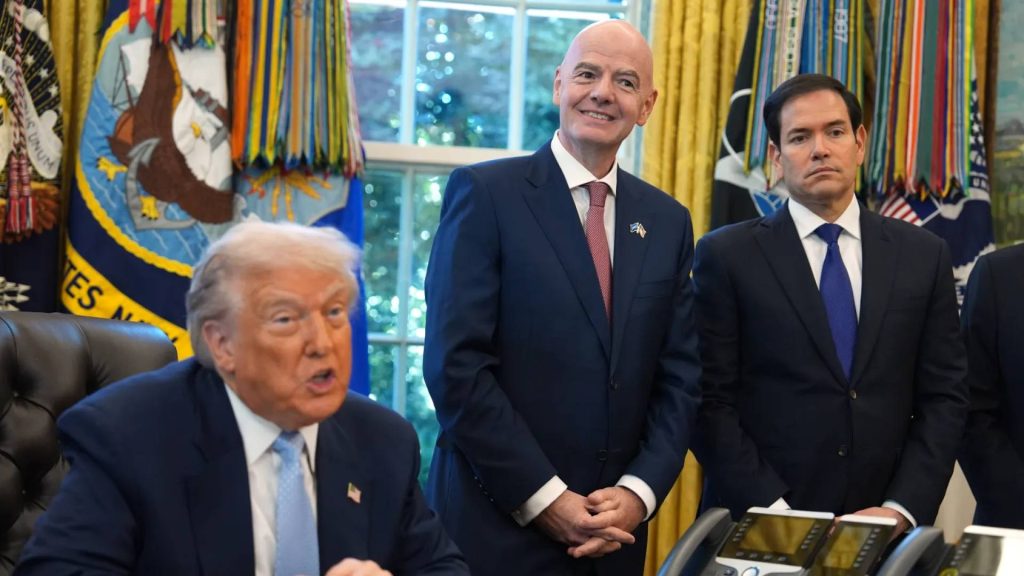 ترامب يُطلق نظام “FIFA Pass”.. الأولوية في التأشيرة لحاملي تذاكر مونديال 2026