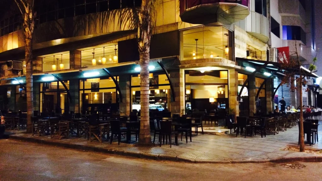 كان 2025.. المقاهي والمطاعم في الرباط مسموح لها بالبقاء مفتوحة حتى الساعة 2 صباحاً