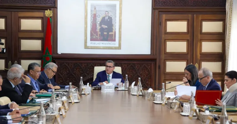 الحكومة تصادق على مشروع قانون مدونة الأدوية والصيدلة لتعزيز المنظومة الصحية