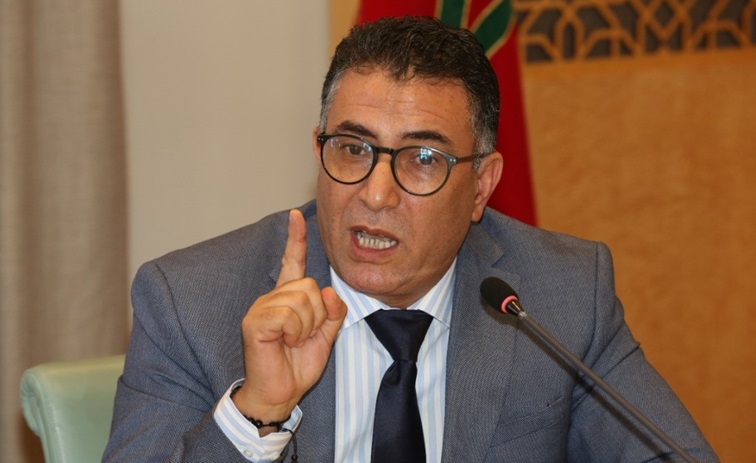 رشيد حموني ينتقد مشروع قانون الجهات ويحذر من تراجع البعد الديمقراطي في التدبير الترابي