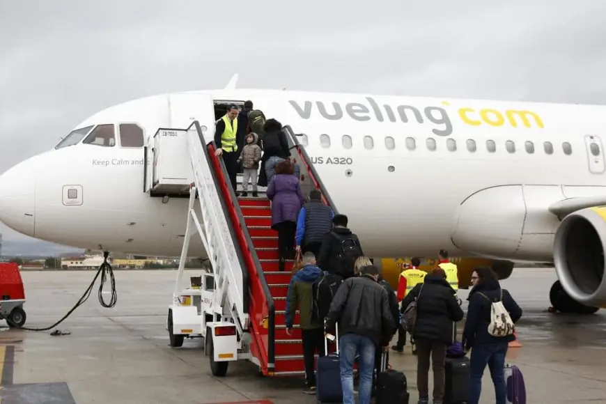 يهم المغاربة..إسبانيا تدعو إلى الإسراع في حجز تذاكر الطيران قبل ارتفاع أسعارها