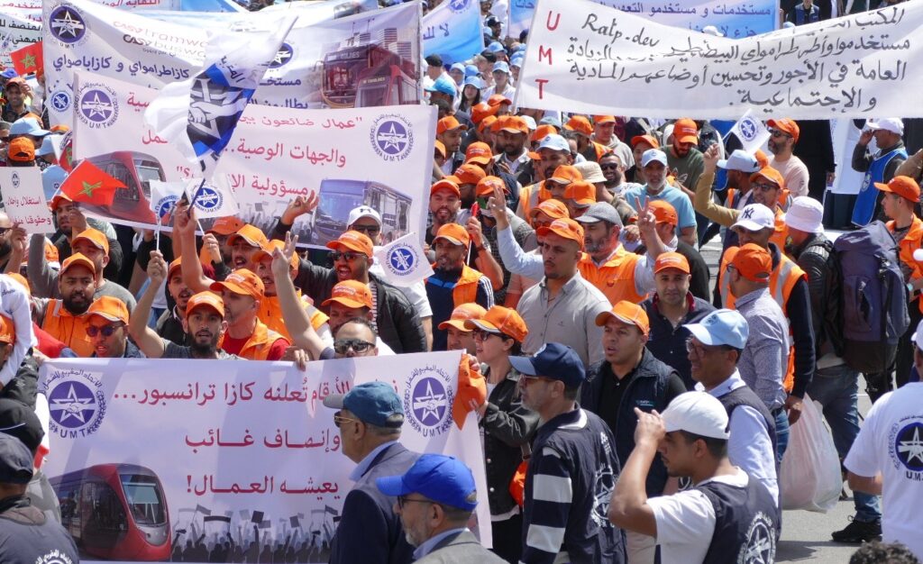 شغيلة الطرامواي والباصواي بالدار البيضاء تصعّد احتجاجها وتحذر من خطوات قد تؤثر على السير العادي