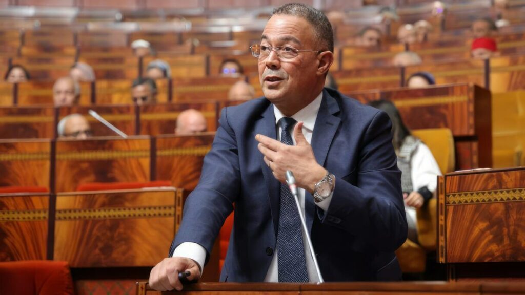 الحكومة ترفع دعم مهنيي النقل بـ25% لمواجهة ارتفاع أسعار المحروقات