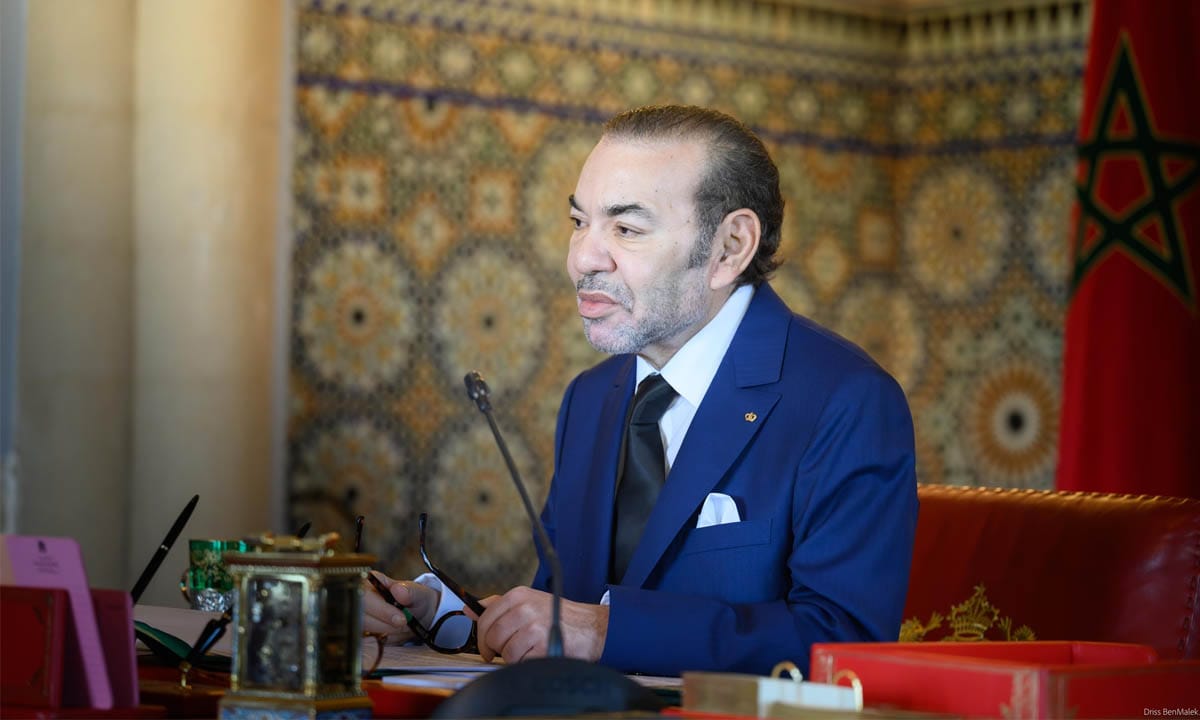 الملك محمد السادس..الجهوية المتقدمة خيار استراتيجي لترسيخ الديمقراطية المحلية وتحقيق تنمية منصفة بين الجهات
