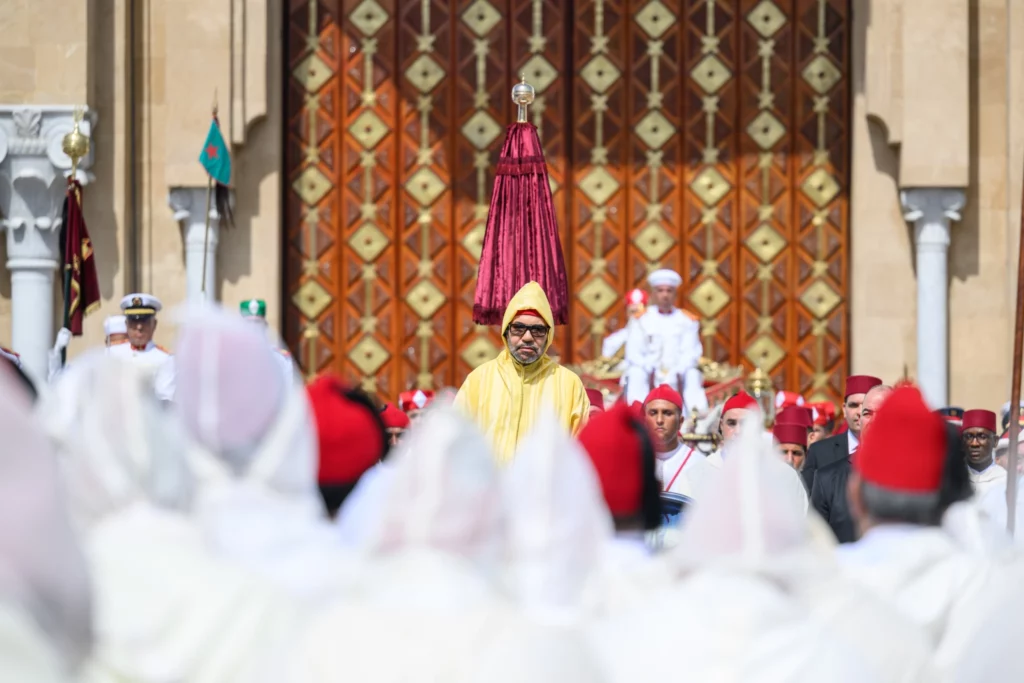 عيد العرش المجيد: مسيرة متواصلة من التنمية والريادة تحت القيادة الرشيدة لصاحب الجلالة الملك محمد السادس نصره الله