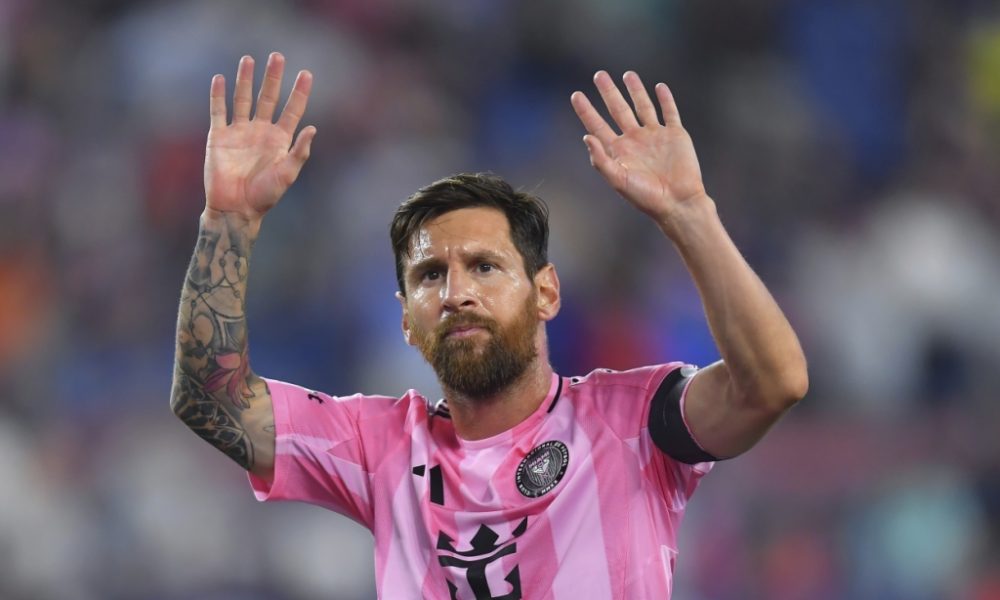 ليونيل ميسي يعلن اعتزاله دولياً
