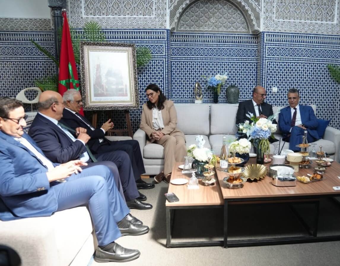 تحالف “البام” مع “الكتلة” يتقدم في مشاورات المنصوري.. والحسابات تتجاوز عتبة الأغلبية