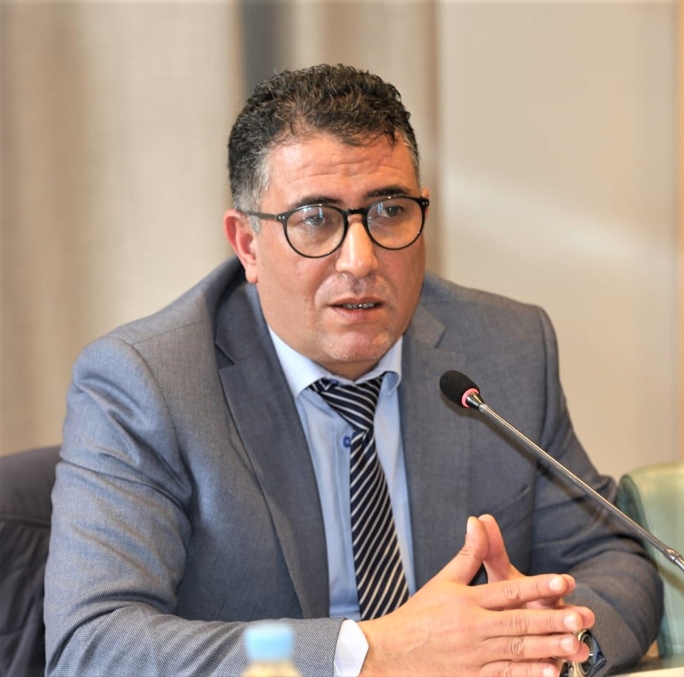 تقاطع البرامج يفتح باب التقارب بين “الكتاب” و”الجرار”