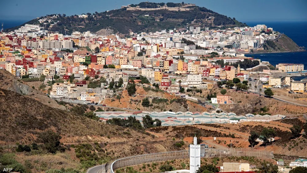 مؤرخ إسباني يتوقع عودة سبتة ومليلية إلى السيادة المغربية تدريجياً