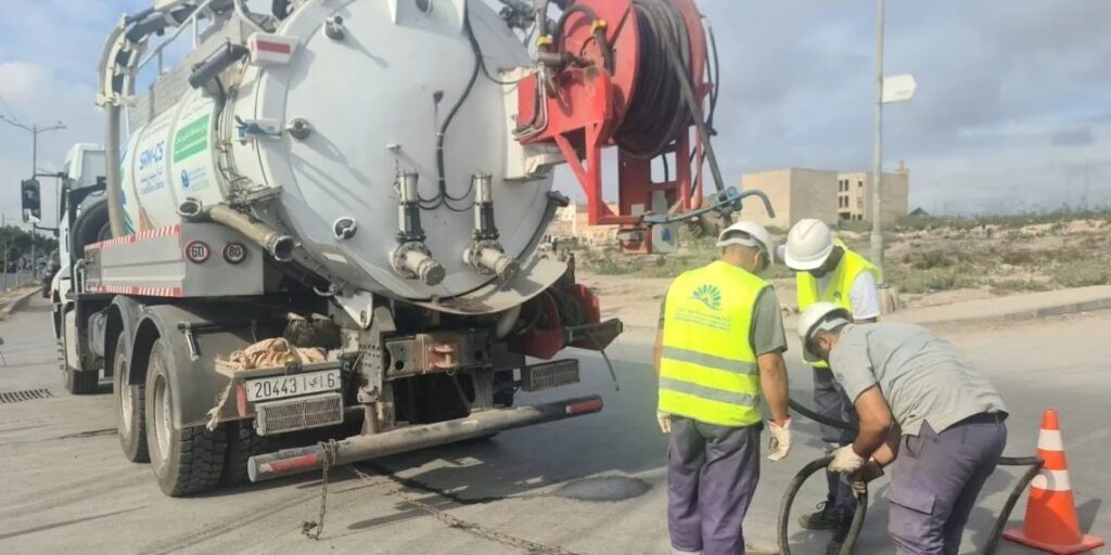 SRM-CS تطلق حملة لتنظيف شبكة التطهير بالهراويين الشمالية استعدادا للأمطار