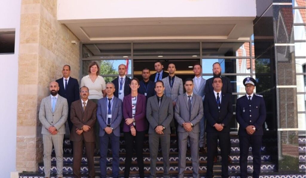 الأمن الوطني يعزز تكوين المكوّنين في مكافحة تزوير الوثائق بإفران