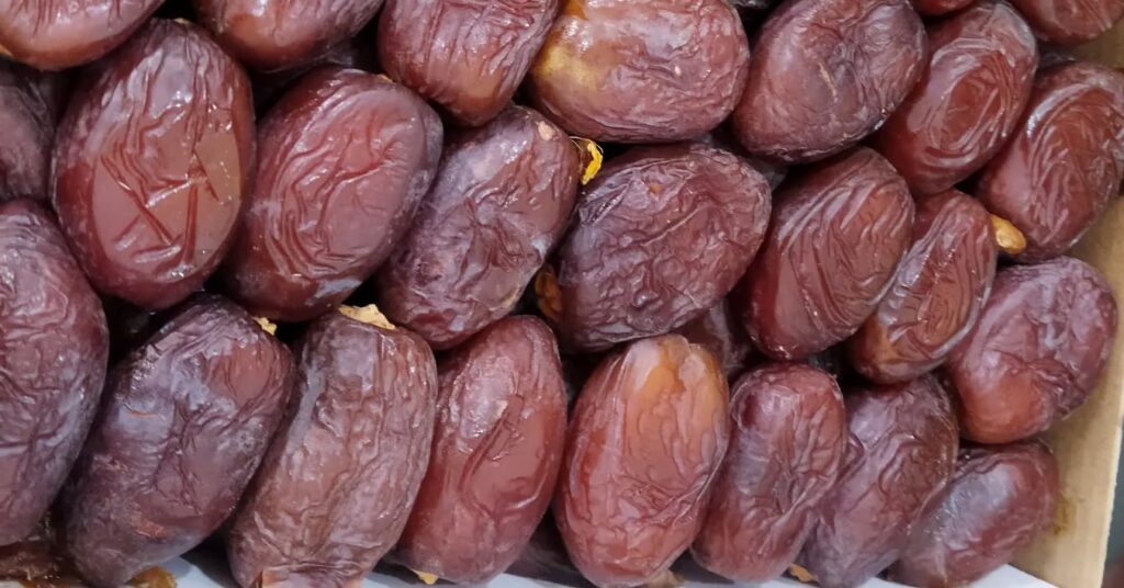 معرض أرفود للتمور يراهن على إنتاج 300 ألف طن وتوسيع الصادرات