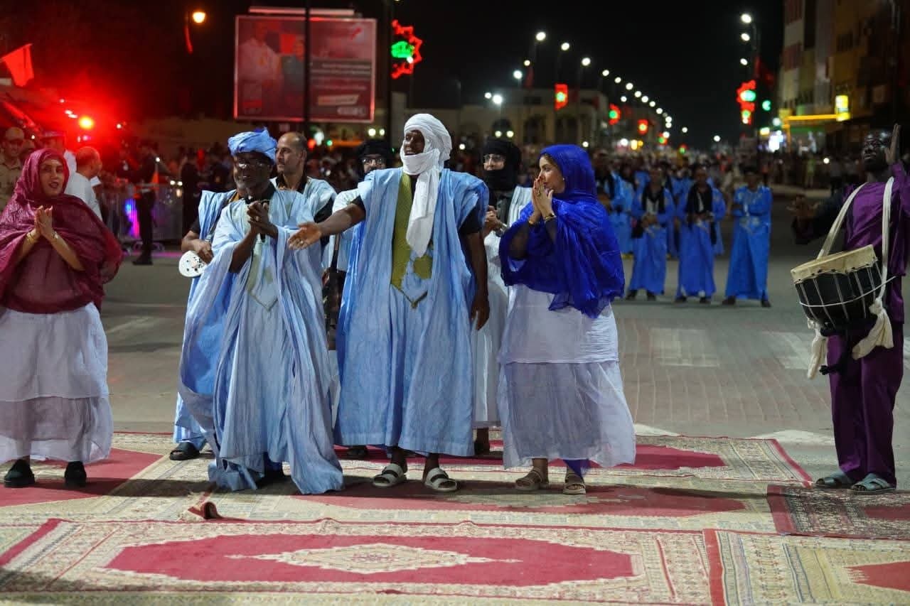 السمارة تحتفي بعيد الوحدة بكرنفال يجمع ألوان التراث المغربي