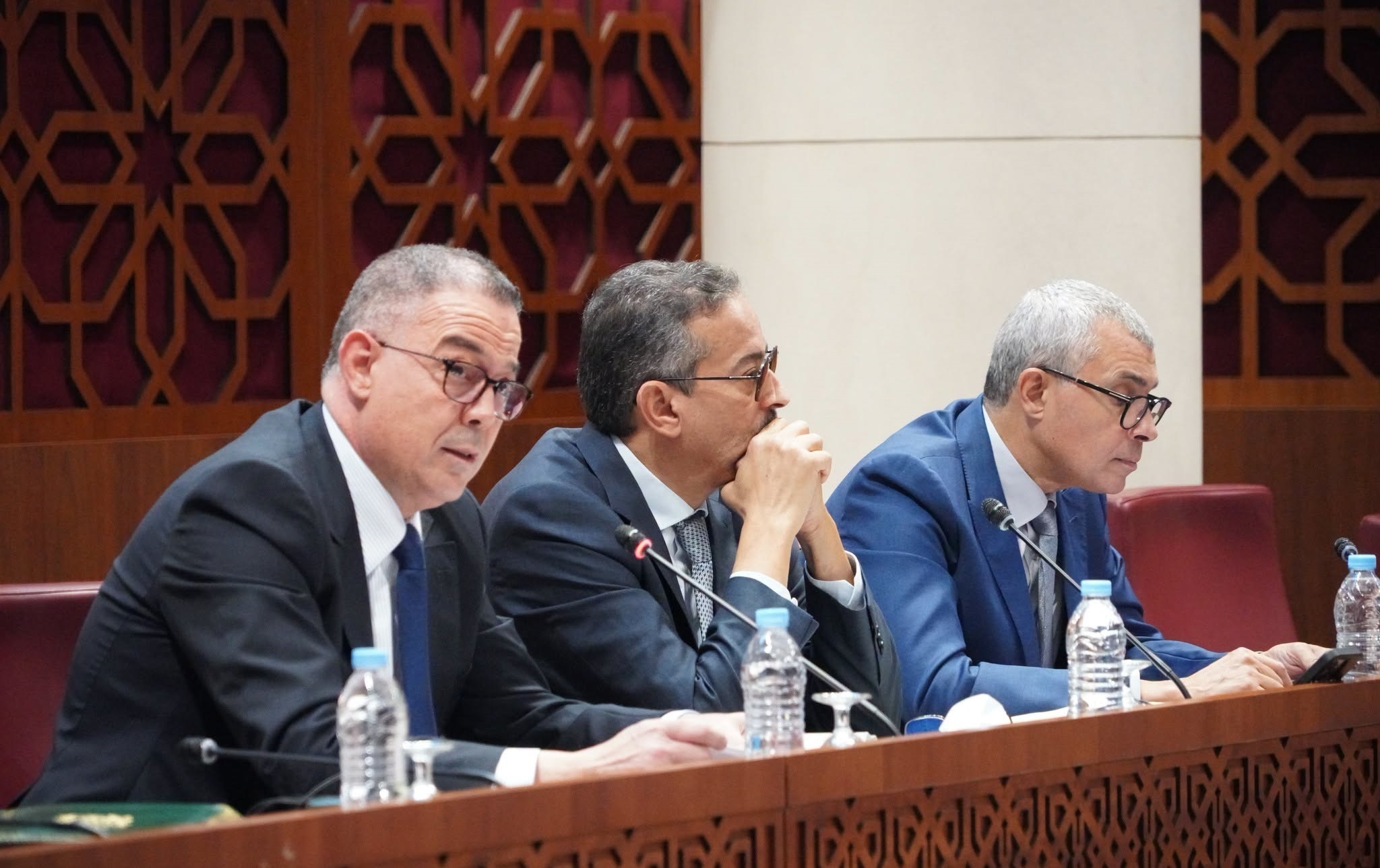 لقجع يفتح ملف الإثراء غير المشروع ويضع تعهدات حكومة المنصوري أمام الاختبار