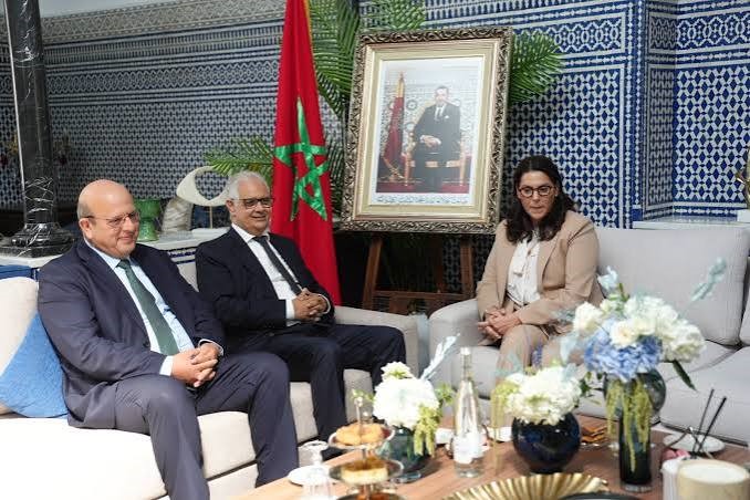 مشاورات حكومة المنصوري تدخل مرحلة التفاوض بعد حسم مواقف الأحزاب