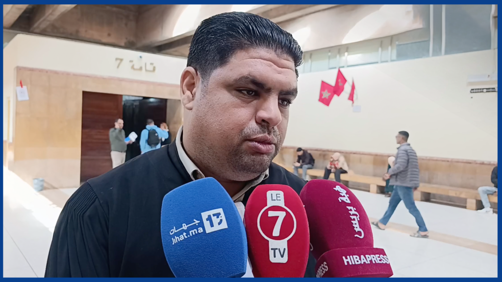 الطبيب المتهم بقتل ابنته أمام غرفة الجنايات.. محامي الأم يروي تفاصيل أولى جلسات المحاكمة