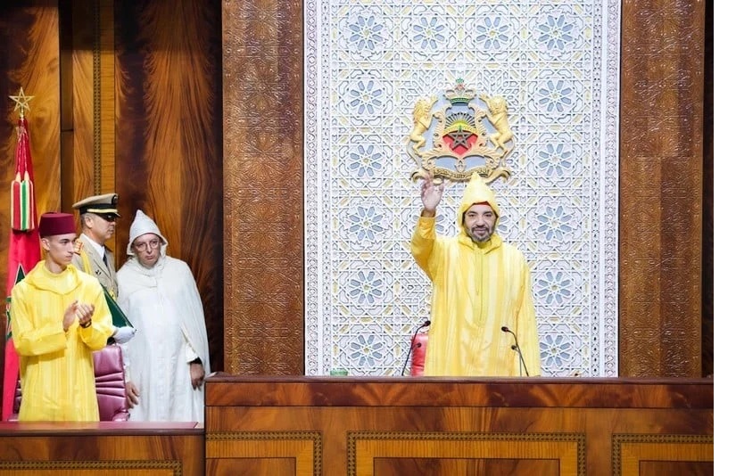 الملك يحدد أولويات المرحلة المقبلة: السيادة الاقتصادية والعدالة المجالية وإصلاح الحكامة